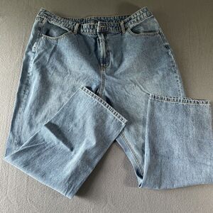 Future Collective Women's Boyfriend Jeans Size 16W/18 W 100% Cotton Denim